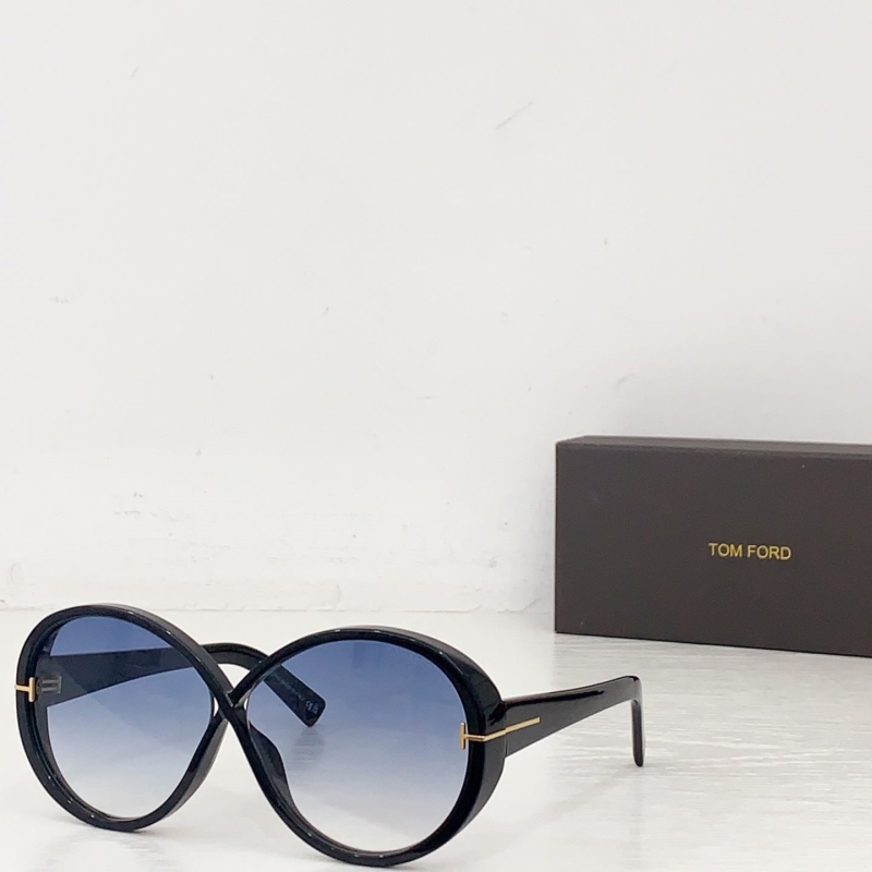 TOM FORD